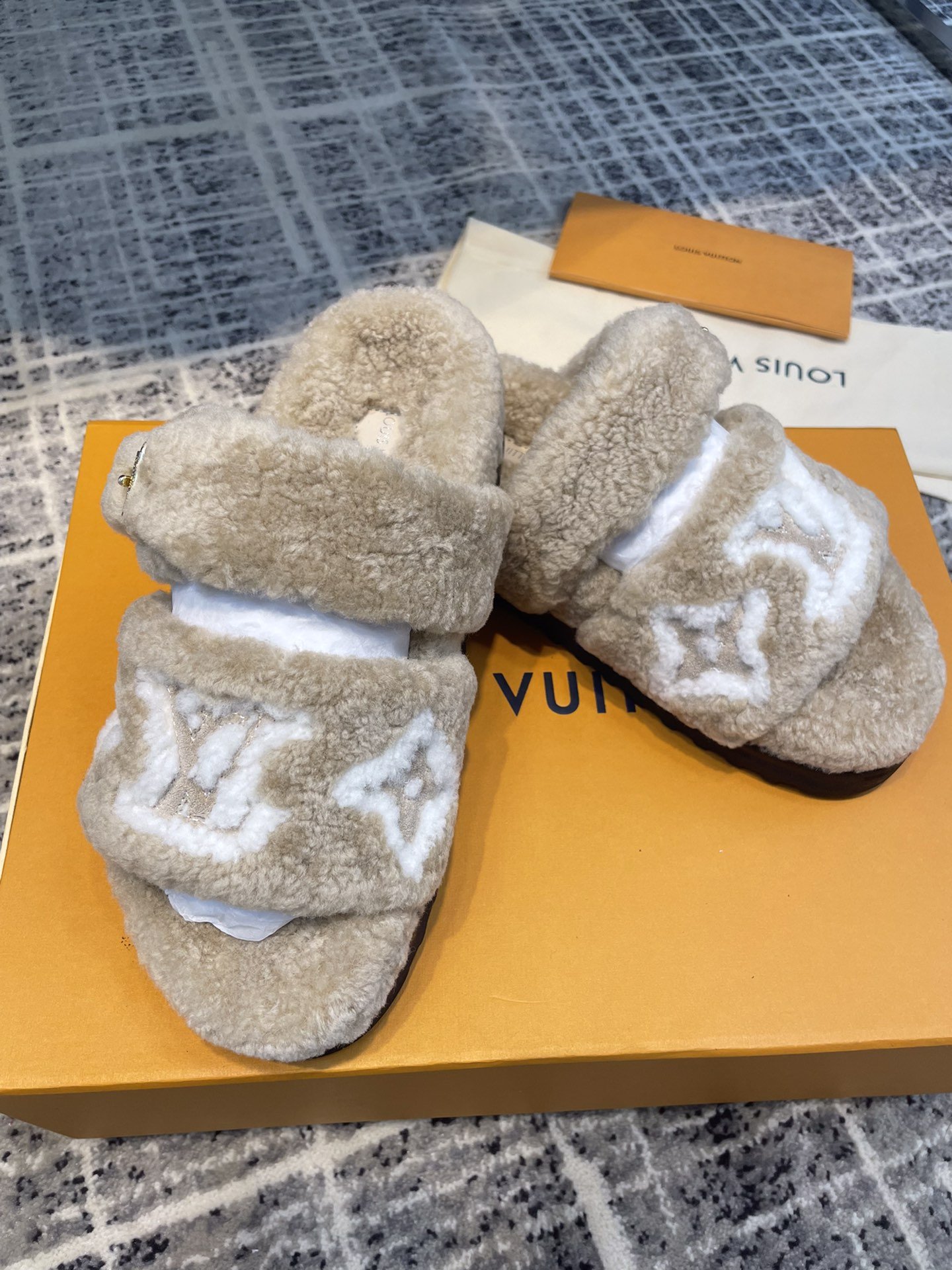 Louis Vuitton Women's Paseo Flat Comfort Mule Beige For Women LV